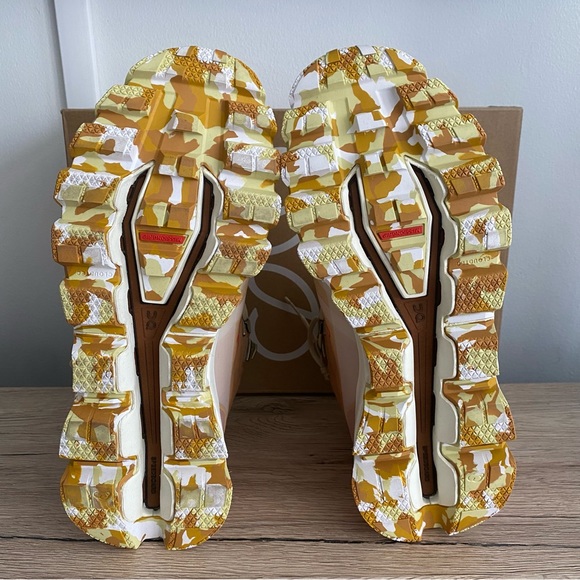 LOEWE X On Cloudrock Sneaker Gradient Orange - Picture 11 of 12